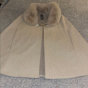 Vince Camuto Cream Cape with Faux Fur Collar